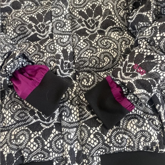 The North Face Girls XL Black & White Print Down Hooded Jacket/Parka LNC - Picture 5 of 12